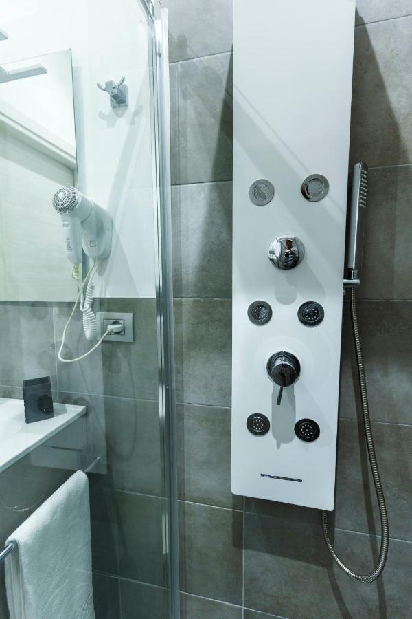 Julia Luxury Suite Roma Ngoại thất bức ảnh